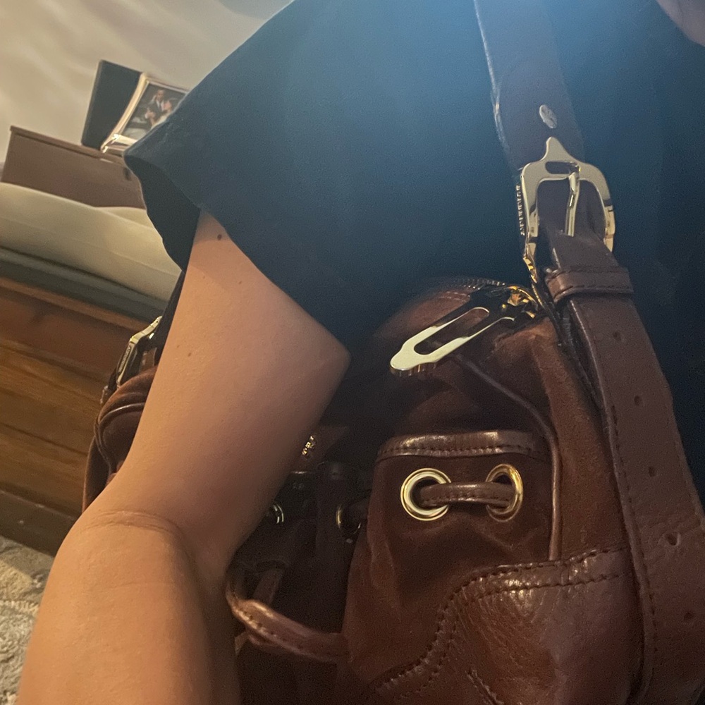 GORGEOUS LIKE NEW burberry brown suede shoulder bag - Picture 8 of 8